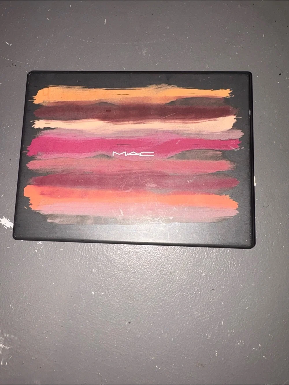 MAC Art Library Eyeshadow Palette